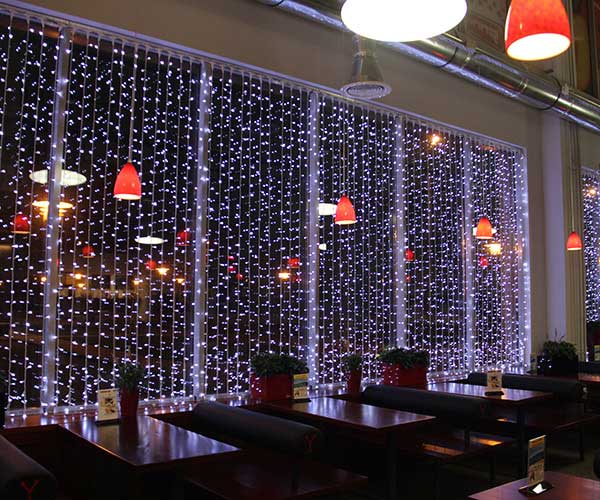 Светодиодные занавесы в Якутске